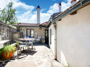 Reposeful Farmhouse in Bagni di Lucca with Private Terrace Scesta